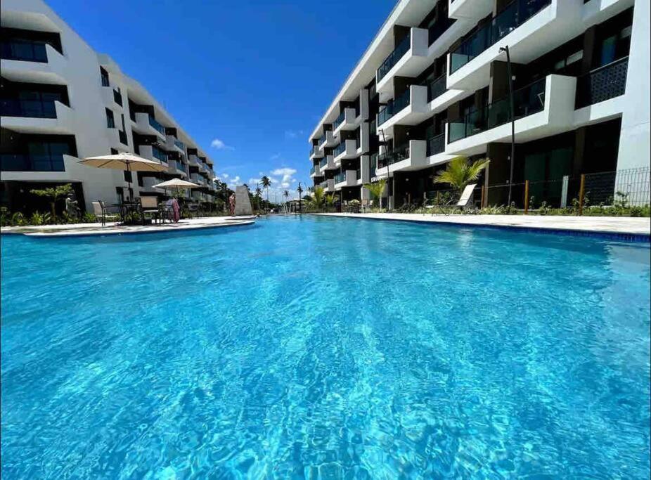 Flat Em Muro Alto Com Piscina, Ar-condicionado E Cozinha Equipada Apartamento *