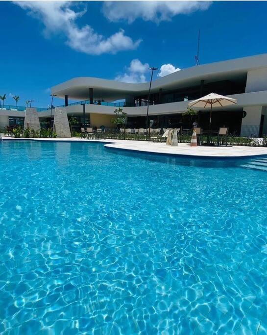 Flat Em Muro Alto Com Piscina, Ar-condicionado E Cozinha Equipada Apartamento *