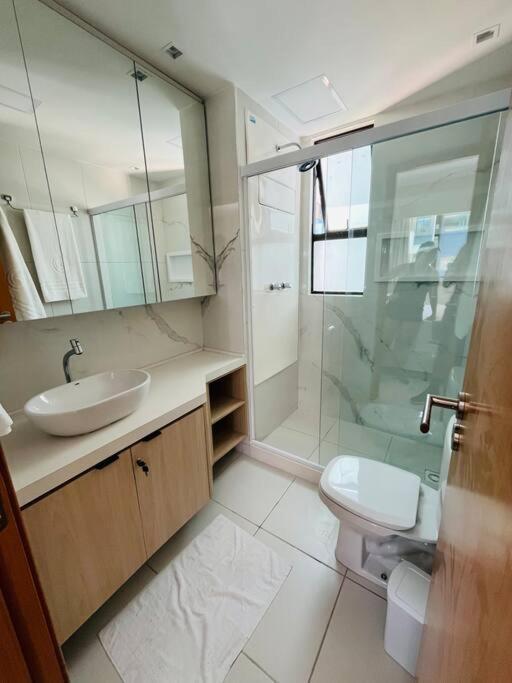 Flat Em Muro Alto Com Piscina, Ar-condicionado E Cozinha Equipada *