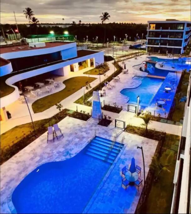 Flat Em Muro Alto Com Piscina, Ar-condicionado E Cozinha Equipada
