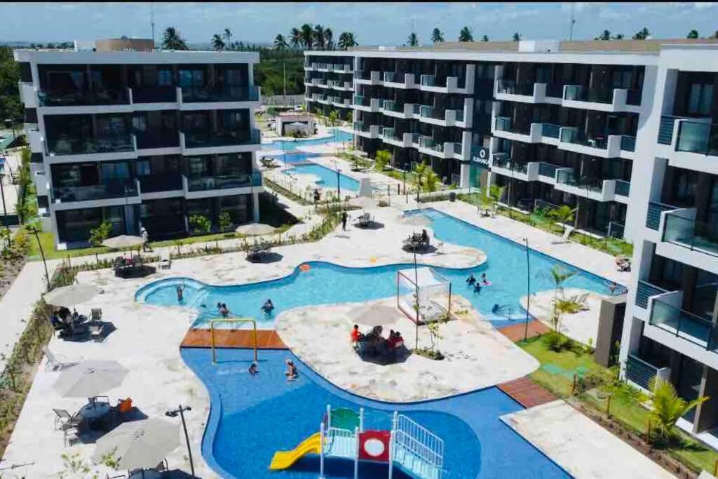 Flat Em Muro Alto Com Piscina, Ar-condicionado E Cozinha Equipada Apartamento *